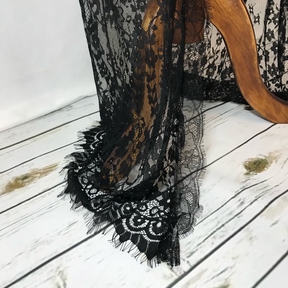 Gorgeous Eyelash Lace Extra Long Maxi Maternity Gown - Picture 11 of 16